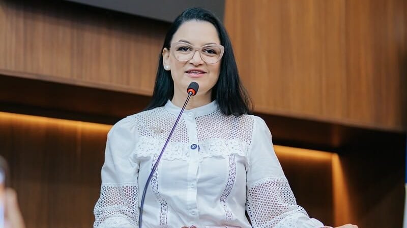 Esposa de prefeito recebe doação de R$ 300 mil de ‘barão do agro’ para disputar AL
