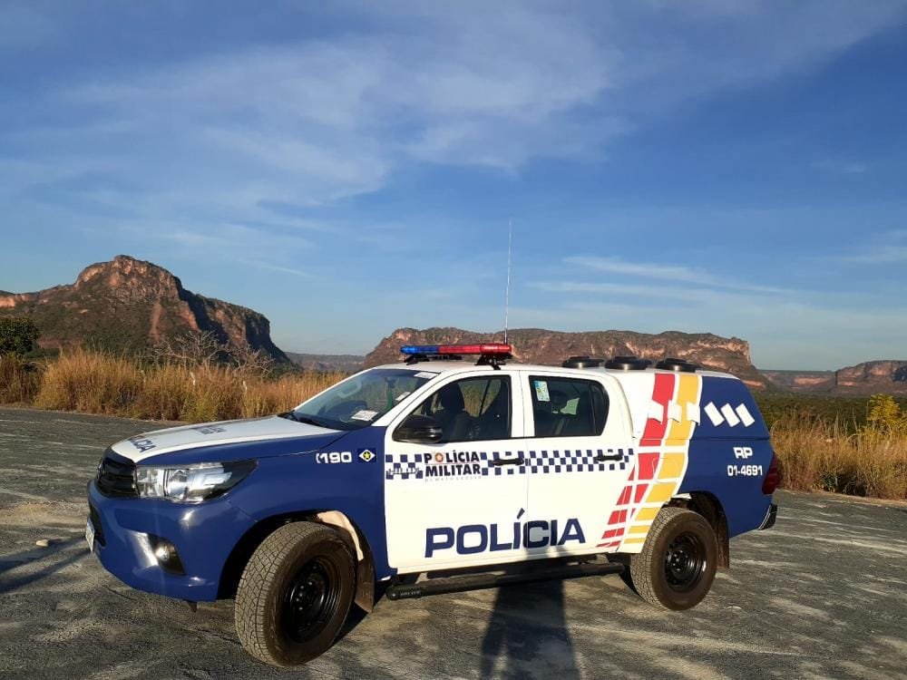 PM apreende adolescente suspeito por homicídio em zona rural de Poconé
