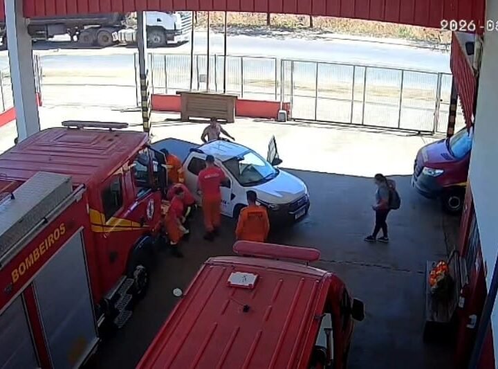 Bombeiros reanimam idoso após 25 minutos de parada cardiorrespiratória; vídeo
