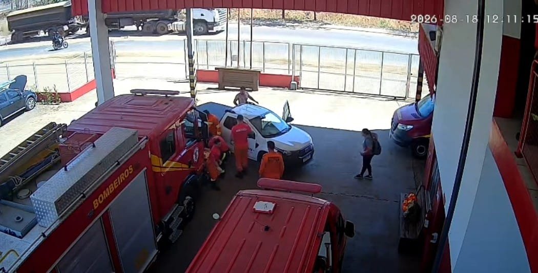 Bombeiros reanimam idoso após 25 minutos de parada cardiorrespiratória; vídeo