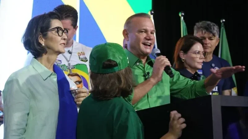 WF rebate rótulo de “melancia”, cita votos por impeachment e defende municipalismo