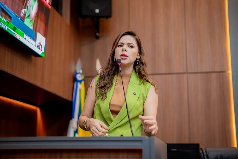 Michelly rebate fala de Nininho sobre falta de preparo em mulher para vice ao Governo