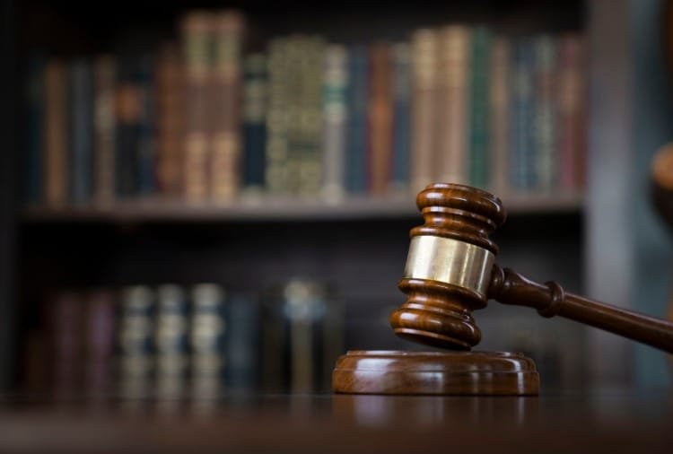 Réu é condenado a 37 anos de prisão por feminicídio tentado e estupro contra esposa na capital