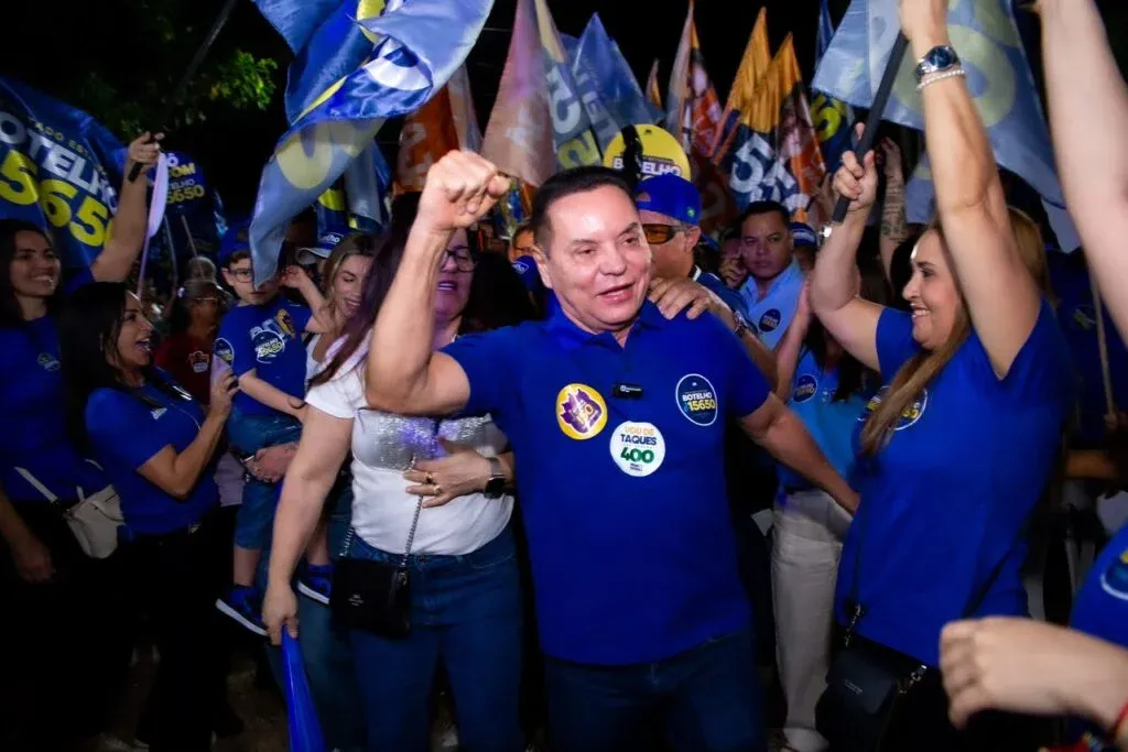 Botelho reúne milhares de apoiadores em Várzea Grande e lança campanha à reeleição