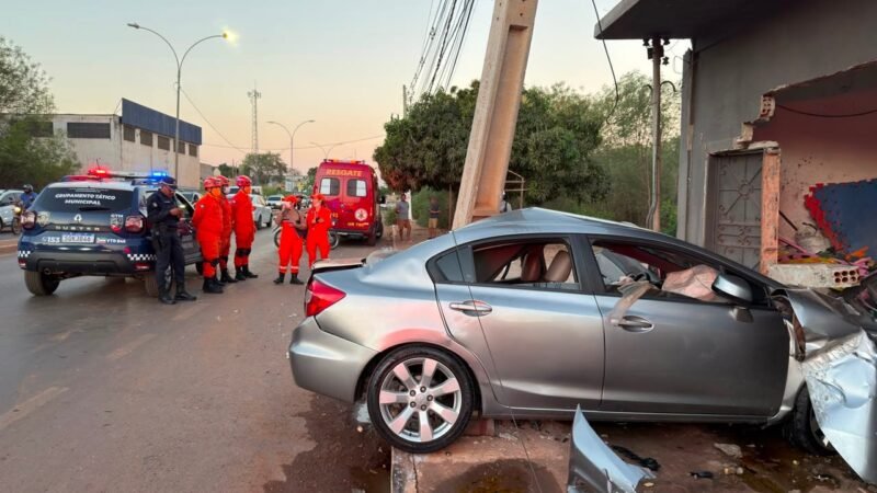 Motorista morre após ser arremessado de carro em acidente em avenida de VG