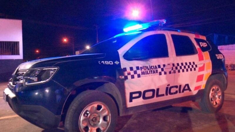Briga por cadeira termina com homem morto a pauladas em alojamento de fazenda em MT