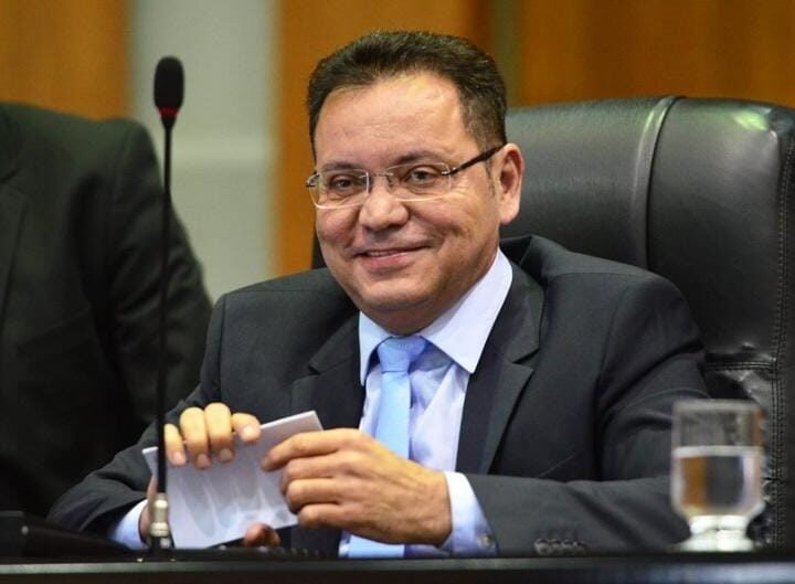 Cinco tubarões do MDB brigam por quatro vagas para estadual