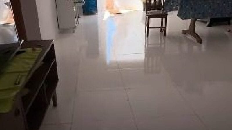 Criminoso invade casa e executa homem a tiros na frente da esposa em MT