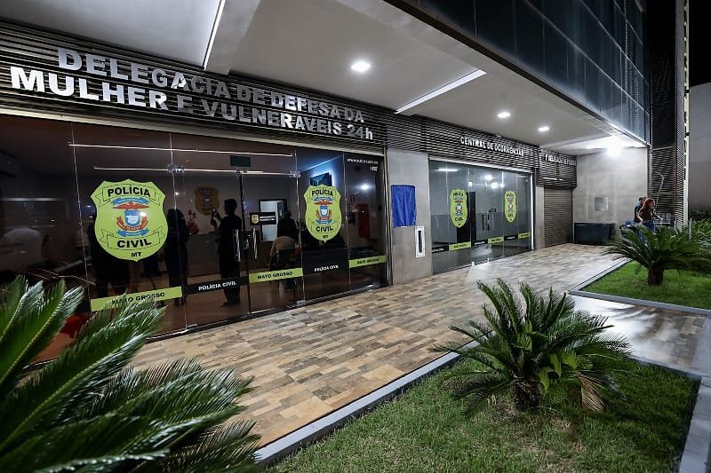Foragido e investigado por importunação sexual é preso ao prestar depoimento em VG