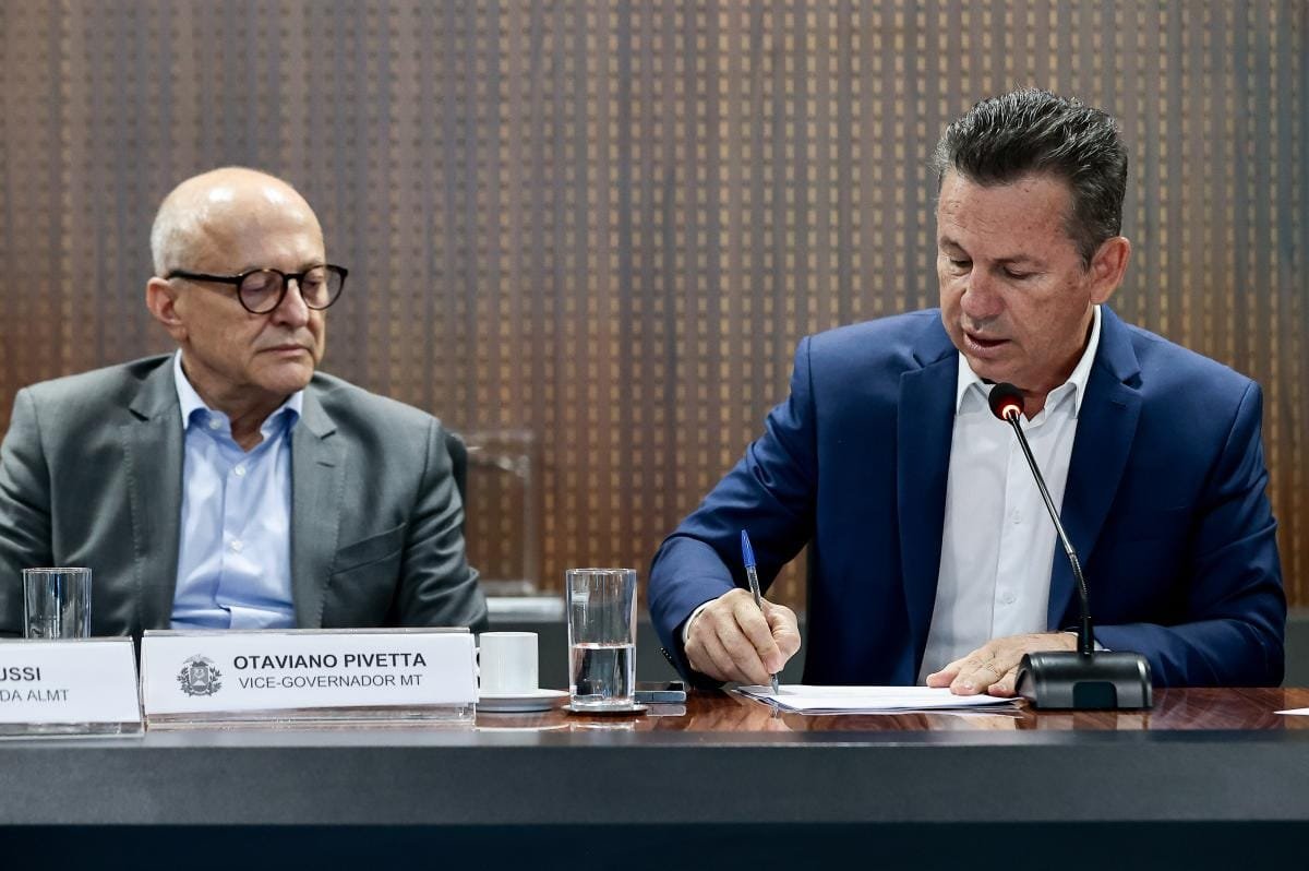 Mauro e Pivetta são multados  por propaganda antecipada na inauguração da sede de partido