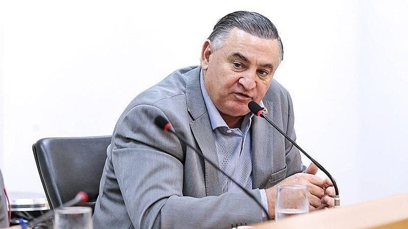 Deputado defende que decisão  cabe ao governador e descarta “contaminação” por ação da PF