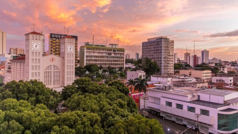 Prefeitura de Cuiabá injeta R$ 148,8 milhões na economia com pagamento dos servidores