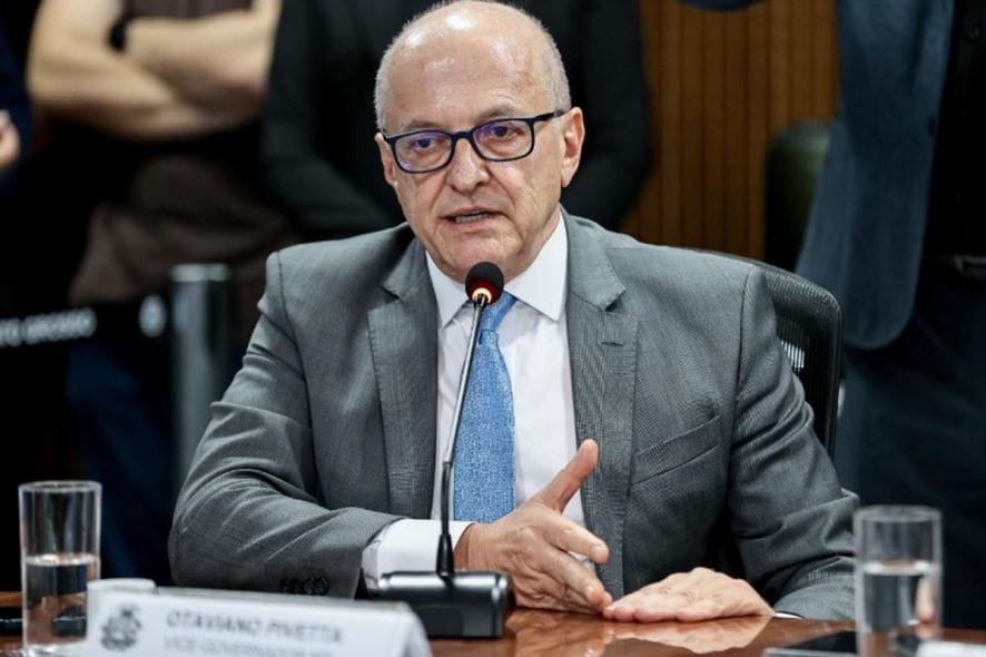 Pivetta reage a ataques da oposição na campanha e afirma: “Vou responder com trabalho”
