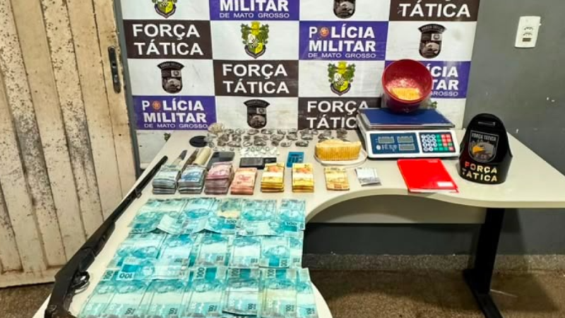 Homem é preso pela Polícia Militar com espingarda, drogas e R$ 15 mil em dinheiro