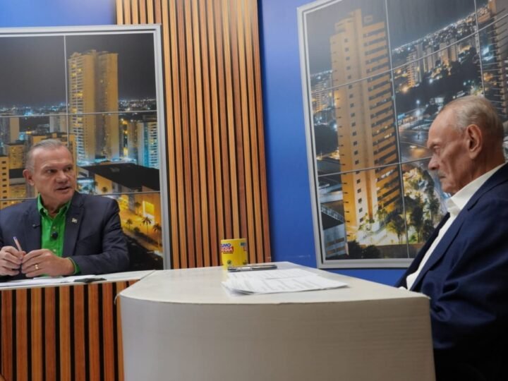 WF apresenta propostas, rebate  críticas e volta a cobrar inelegibilidade de Pivetta