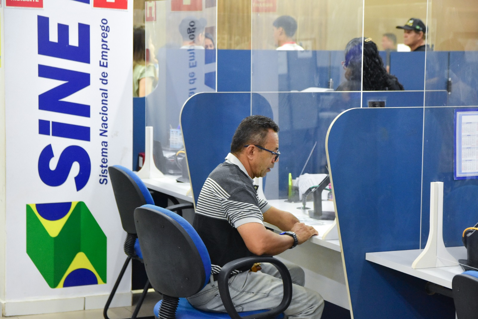 Sine-MT disponibiliza mais de 2 mil vagas de emprego nesta semana em vários municípios