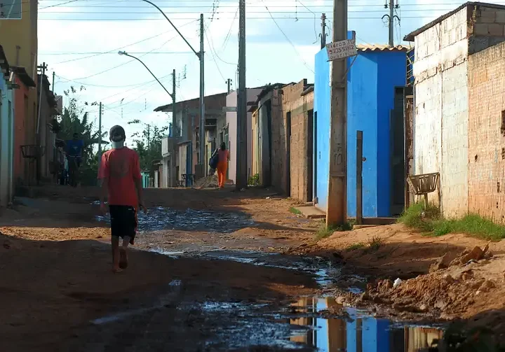 MT tem 81,6 mil moradores em favelas e comunidades urbanas; nove em cada 10 em Cuiabá