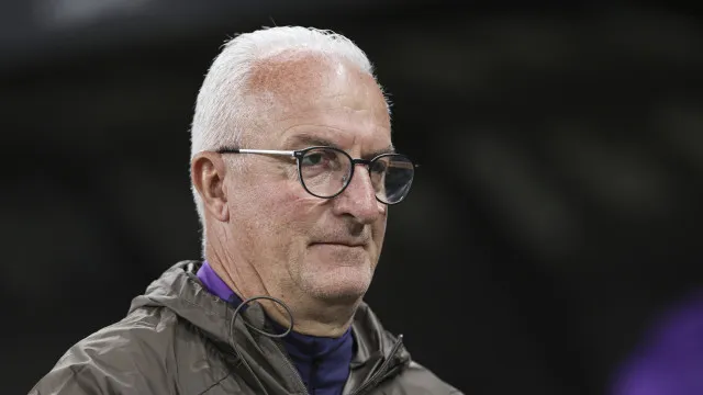 Dorival se desespera com a irregularidade do São Paulo: ‘Não dá para aceitar e entender’