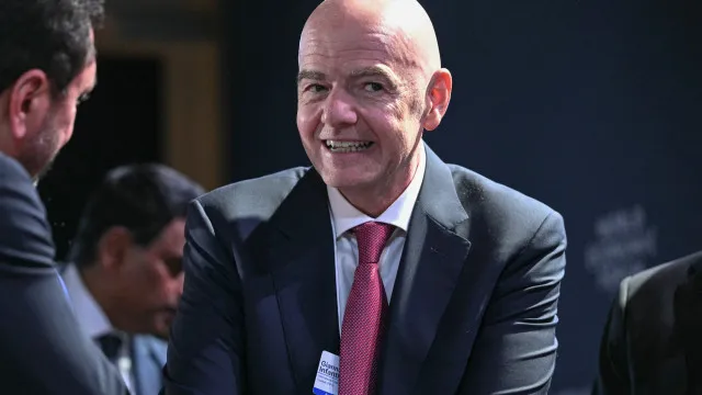 FIFA sob ataque coordenado: “A era de Infantino acabou”