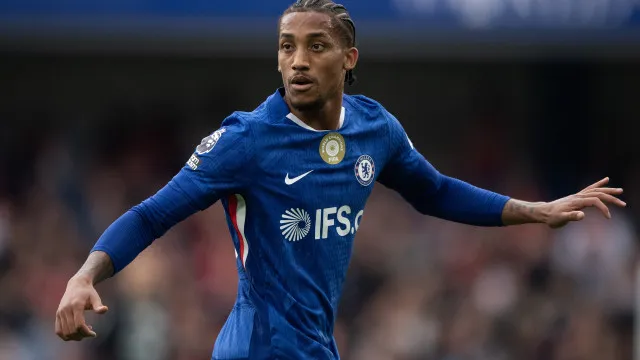 João Pedro renova com o Chelsea e conquista Xabi Alonso: “Grande jogador”
