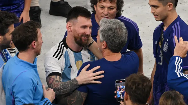 Messi quebra o silêncio após a morte do pai: “Queria te dar o Mundial “