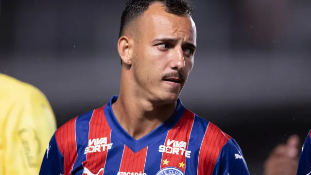 São Paulo fecha com novo lateral, mas transfer ban ‘congela’ outro reforço