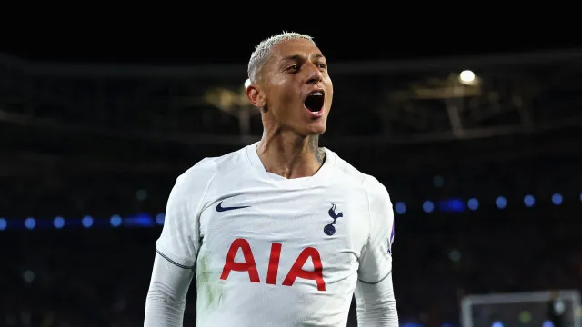 Técnico do Tottenham não crava permanência de Richarlison: ‘Às vezes diz que quer sair’