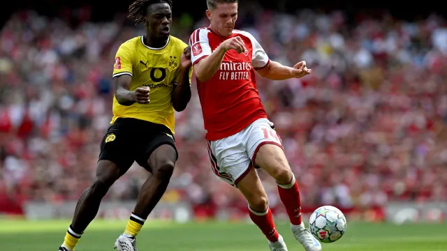 Borussia Dortmund quebra hegemonia do Arsenal e conquista a Emirates Cup