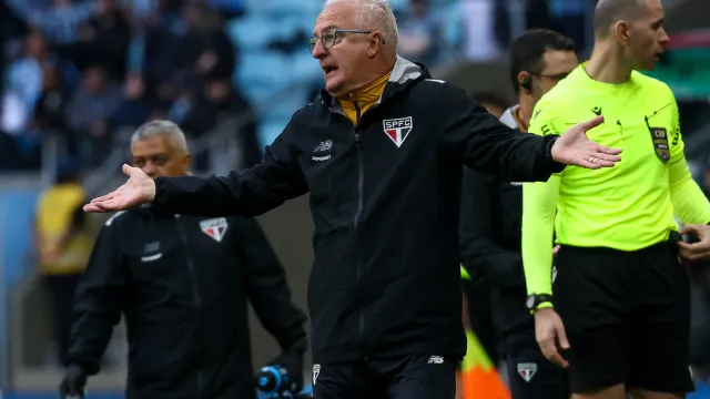 Dorival aponta atuação ‘confiável’ do São Paulo em La Paz e confia na classificação no MorumBis