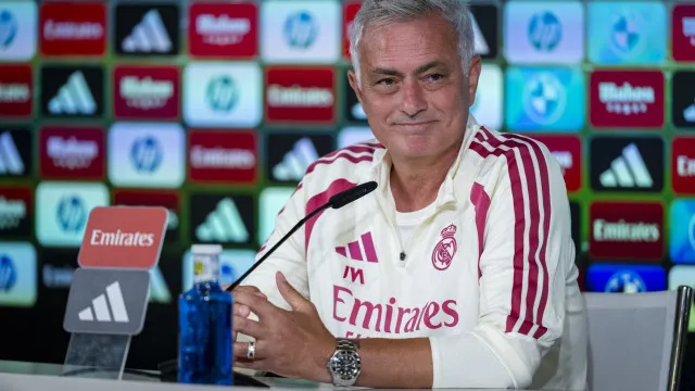 ‘É incrível’: Mourinho se rende a Mbappé, mas evita comparação com CR7