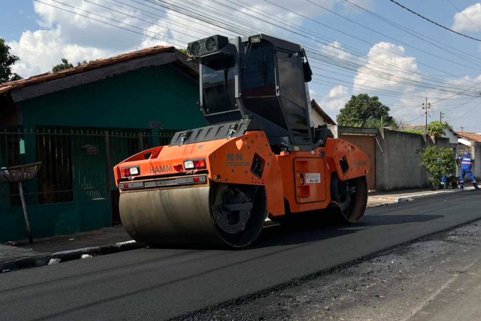 Jardim Maringá, Manga e Jardim Eldorado recebem serviços de manutenção viária nesta quinta-feira