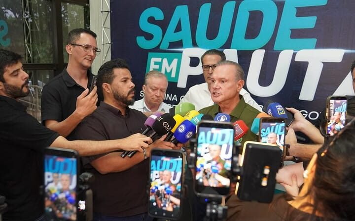 Wellington propõe ampliar acesso a maternidades e recebe apoio de Flávio Bolsonaro