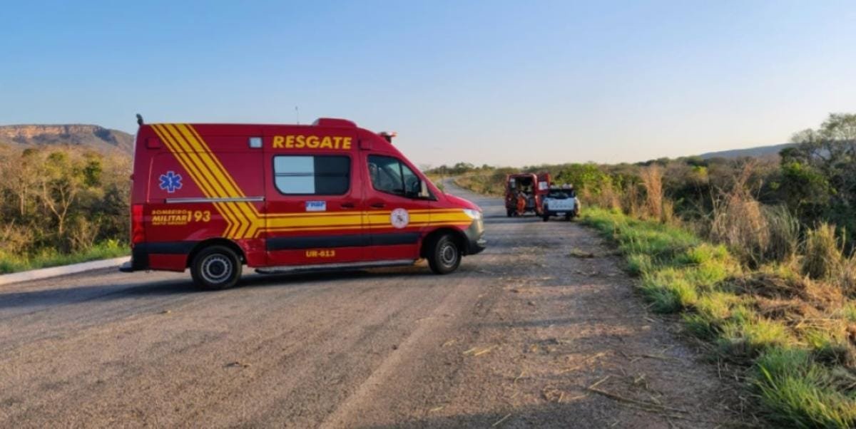 Criança de 3 anos e outras duas pessoas ficam feridas em capotamento na BR-343