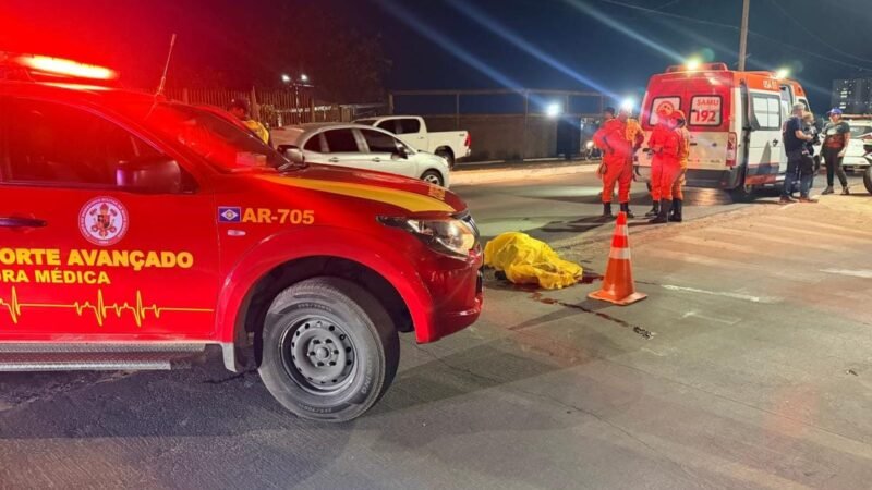Idoso morre atropelado por moto em avenida de Cuiabá e condutor fica em estado grave