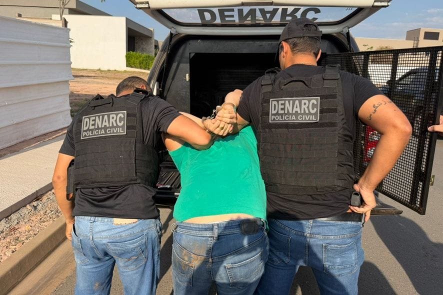 Homem planta droga no carro da ex-namorada e acaba preso pela PC em Cuiabá