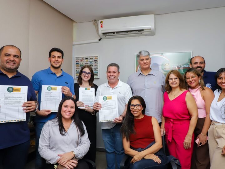 Prefeitura avança com PCCS da Saúde e dos garis na Câmara Municipal de Várzea Grande