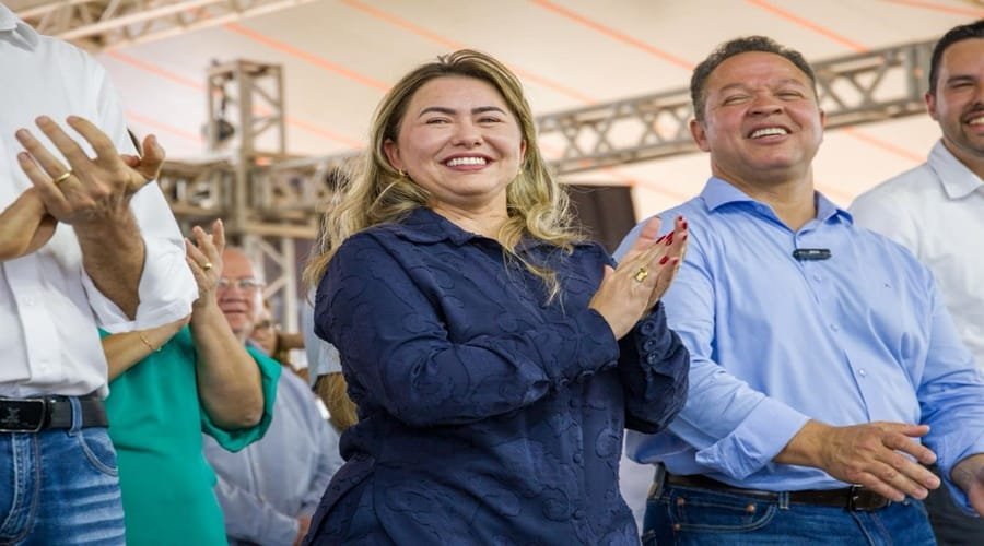 Partido pede afastamento de prefeito e cassação do registro de candidatura de esposa em MT
