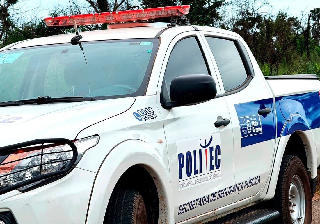 Pai e dois filhos são encontrados mortos com revólver e espingarda dentro de residência em MT