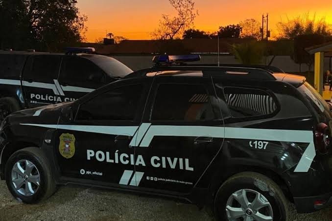 Pastor é preso por estupro da neta de oito anos; suspeito levou vítima à igreja após o crime