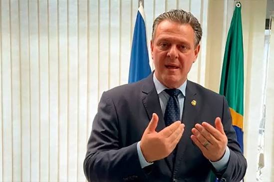 Autor de projeto pelo fim das Bets, Carlos Fávaro apoia medida provisória; vídeo