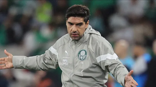 Abel é empurrado do Palmeiras para o Sporting: “Pago e levo algemado”