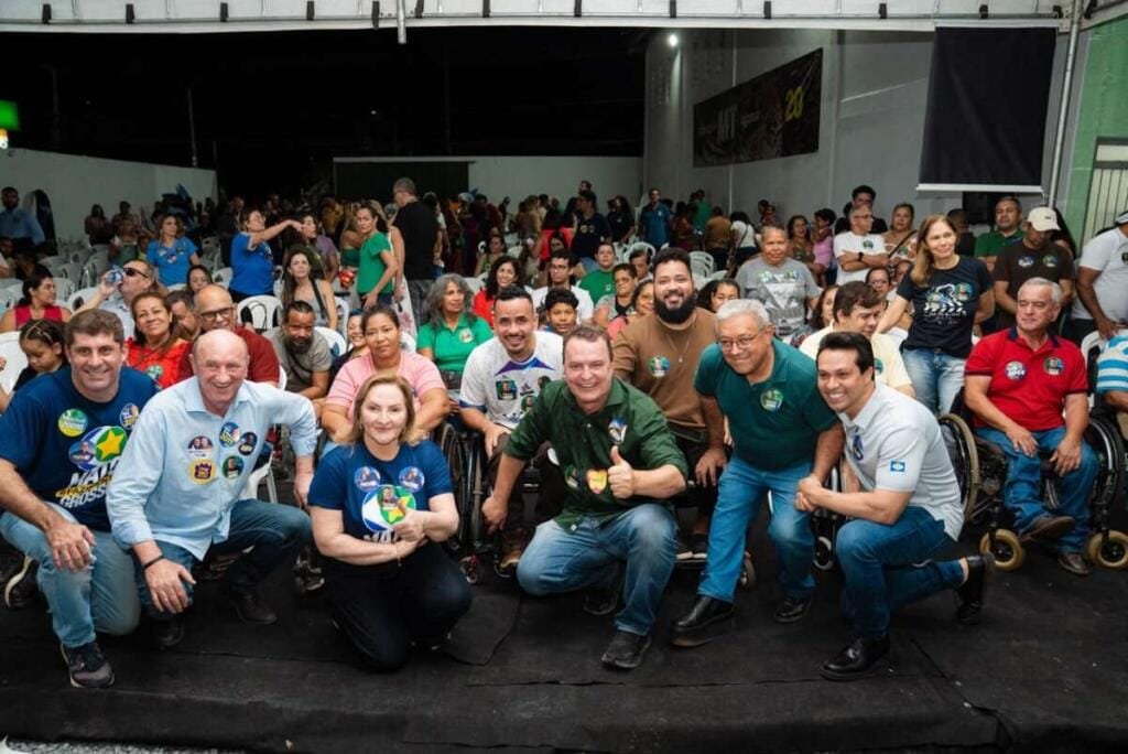Max mobiliza profissionais da saúde e servidores em mega reuniões por Cuiabá