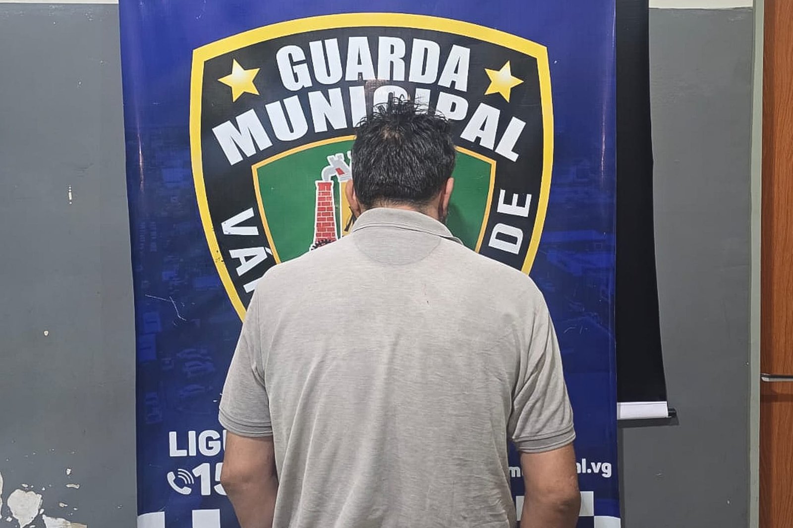 Homem é preso após denúncia de violência doméstica no bairro 24 de Dezembro