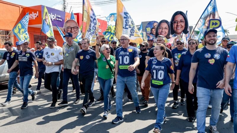 Pivetta reúne 2 mil pessoas em caminhada em Várzea Grande ao lado de Mauro Mendes e Gisela