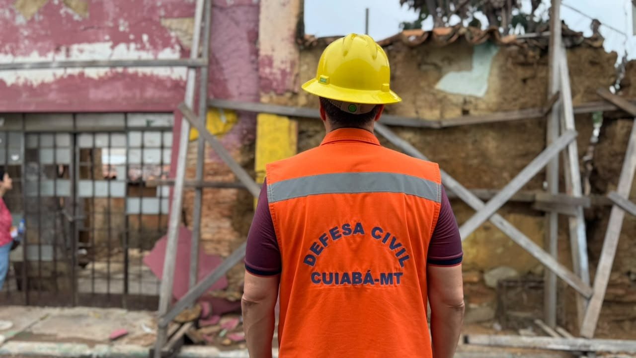 Vistoria técnica constata riscos de desabamentos em casarões do Centro Histórico de Cuiabá
