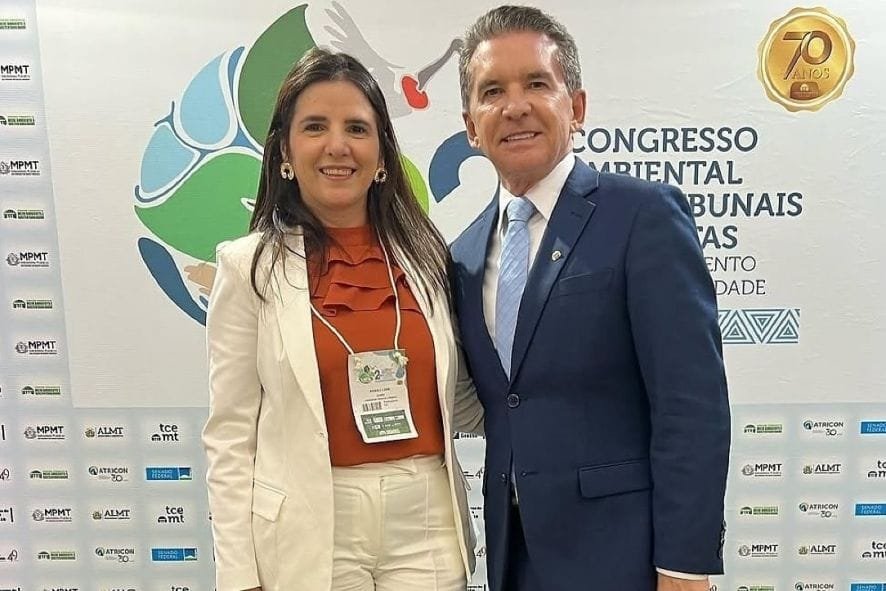 Chefe de gabinete do presidente sacou R$ 3,5 milhões em agência bancária anexa ao TCE, diz PF