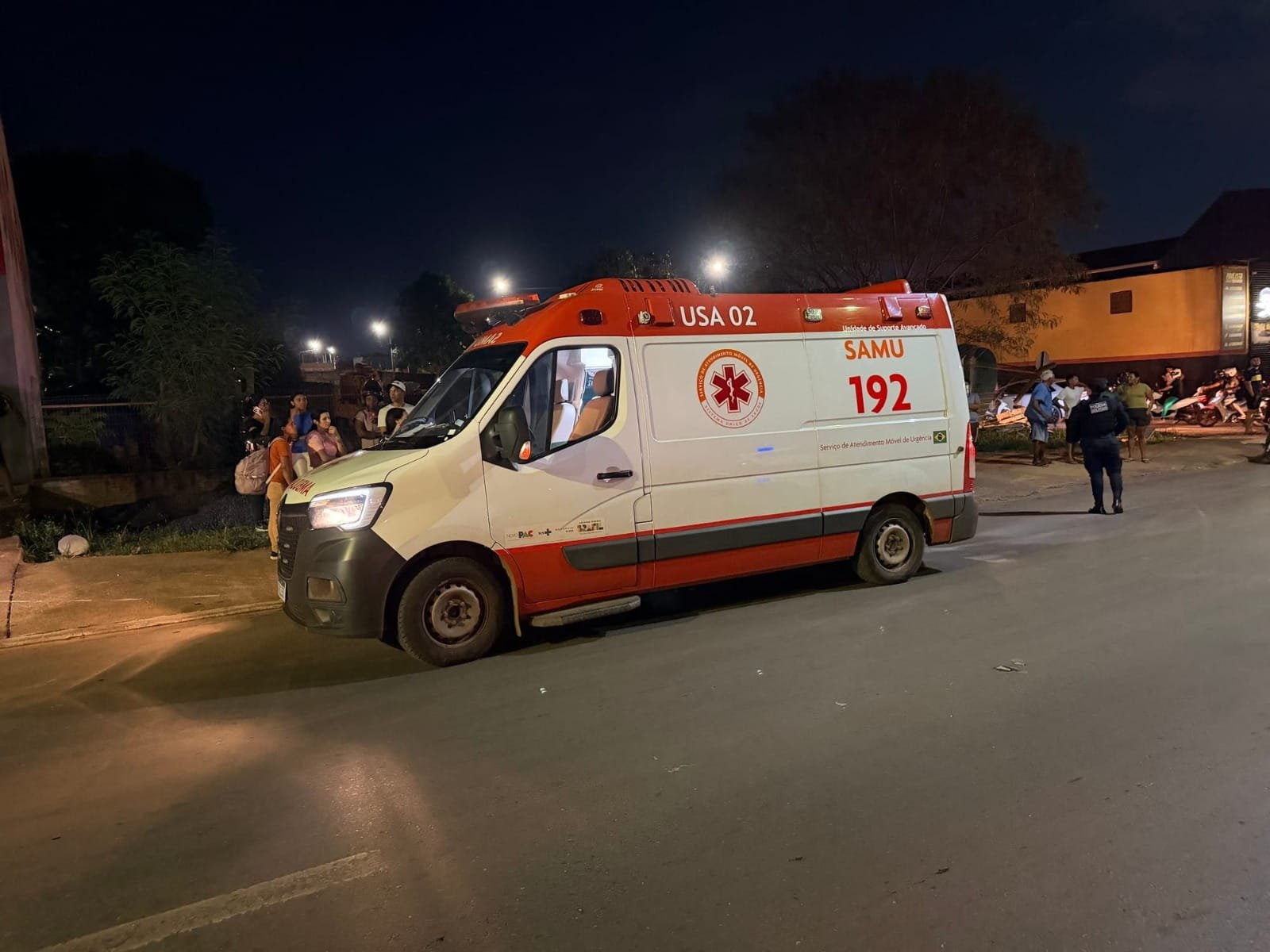 Jovem de 20 anos morre em batida entre motocicletas em avenida de Várzea Grande