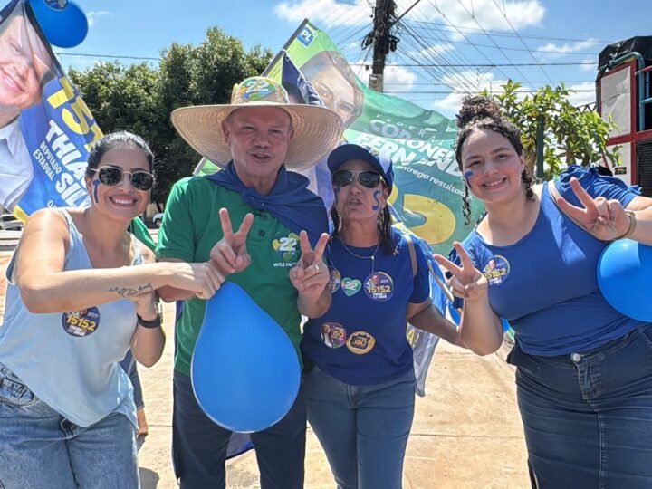 Wellington reúne centenas em caminhada e carreata no último dia de campanha eleitoral