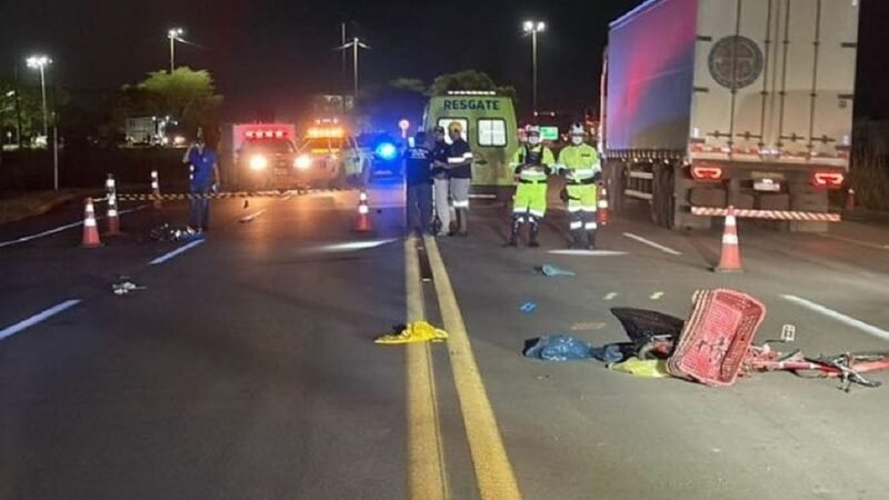 Ciclista morre atropelado e motorista foge sem prestar socorro na rodovia BR-364