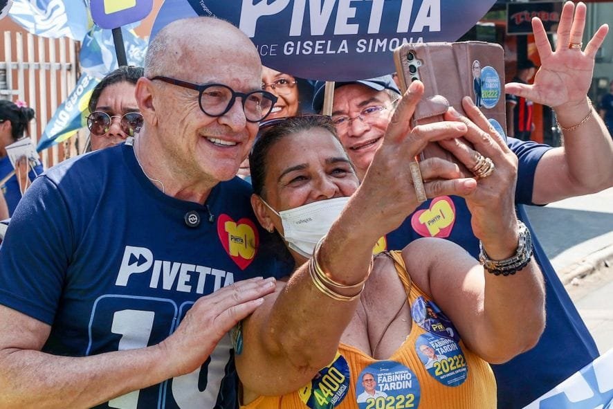Com 82% dos votos apurados, Pivetta é reeleito governador de Mato Grosso no primeiro turno
